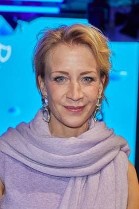 Annika Ernst - Gaesteankunft zur Verleihung des Kurzfilmpreises BLAUE BLUME von Romance TV im Prince Charles in Berlin am 12.02.2025. Kurzfilmpreis BLAUE BLUME