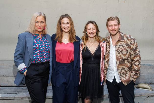 Award - Blaue Blume 2025 Judith Hoersch, Lea Marlen Woitack, Luisa Wietzorek und Hannes Schmid bei der Verleihung BLAUE BLUME von Romance TV im Prince Charles am 12.02.2024 in Berlin. Copyright: xEventpressxKochanx