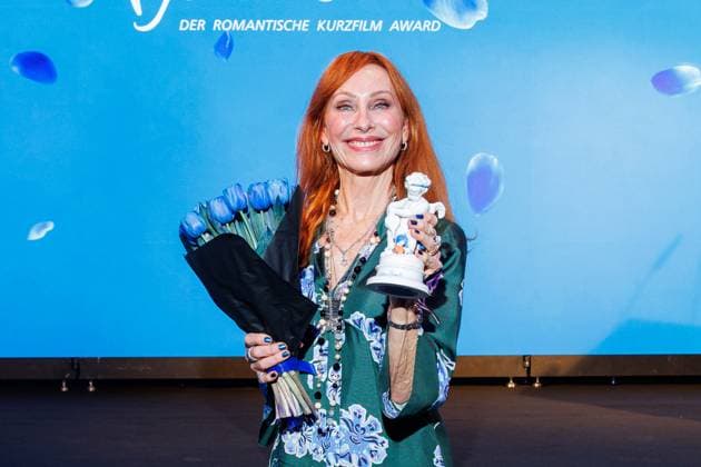 Award - Blaue Blume 2025 Andrea Sawatzki bei der Verleihung BLAUE BLUME von Romance TV im Prince Charles am 12.02.2024 in Berlin. Copyright: xEventpressxKochanx
