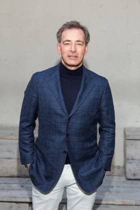 Award - Blaue Blume 2025 Jan Sosniok bei der Verleihung BLAUE BLUME von Romance TV im Prince Charles am 12.02.2024 in Berlin. Copyright: xEventpressxKochanx