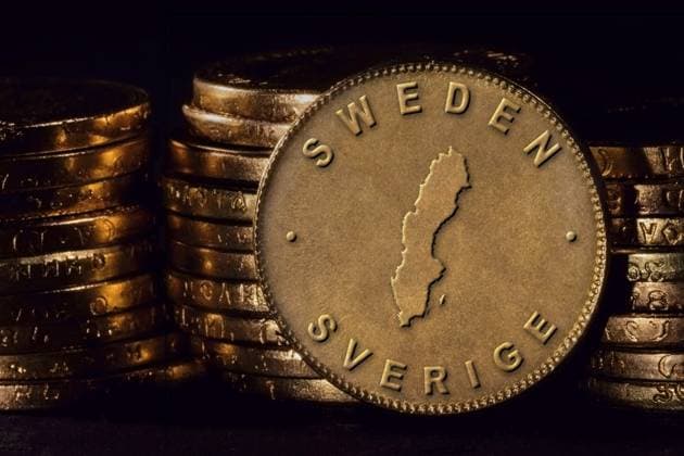 Goldmünze mit Karte von Schweden, Goldmünzendesign Golden Coin with Map of Sweden, Gold Coin Design Copyright: imageBROKER Allexxandar ibxavu12541808.jpg