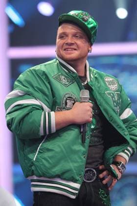 Menowin Froehlich - Saenger - Auftritt - Buehne Kandidat bei der fuenften Mottoshow mit dem Thema Deutsch vs.Englisch - bei der RTL Castingshow - DSDS - Deutschland sucht den - Superstar am 20.03.2010 - in Koeln - RUEDIGER ZIEMENS BREUEL-BILD BREUEL-BILD Presse Photo Agency Postfach 700210 * D-22045 HAMBURG Tel.+49 40-66976697 - E-Mail:breuel@breuel-bild.de NRW Germany *** Menowin Froehlich Singers Appearance Stage Candidate at the fifth Mottoshow with the Subject German VS English at the RTL Casting show DSDS Germany searches the Superstar on 20 03 2010 in Cologne Ruediger ZIEMENS Breuel Picture Breuel Picture Press Photo Agency P.O. Box 700210 * D 22045 Hamburg Tel 49 40 66976697 e Mail breuel@breuel Picture de NRW G