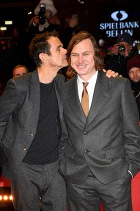 Bilder des Jahres 2025, Entertainment 02 Februar Entertainment Themen der Woche KW07 Entertainment Bilder des Tages Tom Tykwer und Lars Eidinger bei der Eroeffnung der 75. Berlinale Internationale Filmfestspiele mit der -Das Licht- Film Premiere am 13.02.2025 in Berlin Berlinale Opening 2025 mit der Das Licht Film Premiere in Berlin *** Tom Tykwer and Lars Eidinger at the opening of the 75th Berlinale International Film Festival with the Das Licht Film Premiere on February 13, 2025 in Berlin Berlinale Opening 2025 with the Das Licht Film Premiere in Berlin 