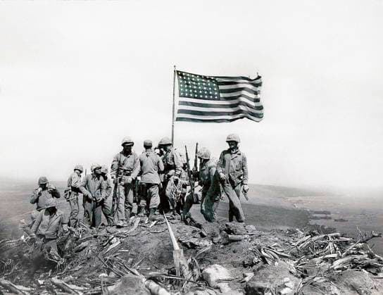 Archivbilder der Woche KW07 February 23, 1945, Iwo Jima, Japan: U.S. Marines of Fifth Marine Division raise American flag on Mount Suribachi, Iwo Jima, Bob Campbell, U.S. Marine Corps, February 23, 1945 Japan - ZUMAg145 19450223_aza_g145_001 Copyright: xJTxVintagex
