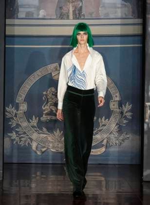 February 13, 2025, New York, New York, USA: Model walks runway for Zang Toi runway show during New York Fashion Week Fall Winter 2025 at Park Avenue Christian Church in New York on February 13, 2025. Zang Toi design for House of Toi includes dresses, shoes, accessories like bags, costume jewelry, belts and etc. New York USA - ZUMAr339 20250213_znp_r339_059 Copyright: xLevxRadinx