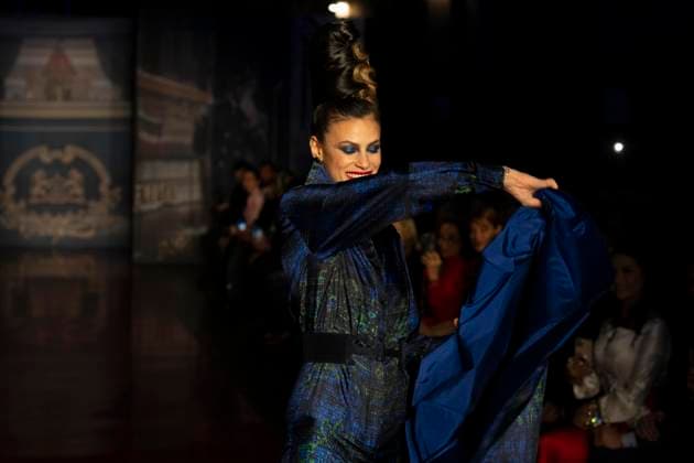 February 13, 2025, New York, New York, USA: Model walks runway for Zang Toi runway show during New York Fashion Week Fall Winter 2025 at Park Avenue Christian Church in New York on February 13, 2025. Zang Toi design for House of Toi includes dresses, shoes, accessories like bags, costume jewelry, belts and etc. New York USA - ZUMAr339 20250213_znp_r339_021 Copyright: xLevxRadinx
