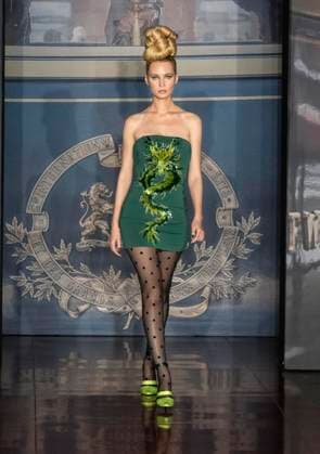 February 13, 2025, New York, New York, USA: Model walks runway for Zang Toi runway show during New York Fashion Week Fall Winter 2025 at Park Avenue Christian Church in New York on February 13, 2025. Zang Toi design for House of Toi includes dresses, shoes, accessories like bags, costume jewelry, belts and etc. New York USA - ZUMAr339 20250213_znp_r339_070 Copyright: xLevxRadinx