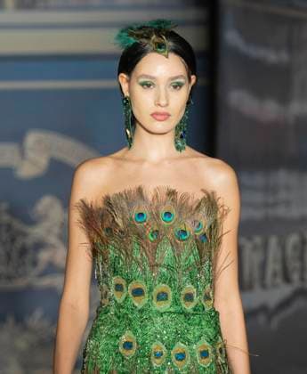 February 13, 2025, New York, New York, USA: Model walks runway for Zang Toi runway show during New York Fashion Week Fall Winter 2025 at Park Avenue Christian Church in New York on February 13, 2025. Zang Toi design for House of Toi includes dresses, shoes, accessories like bags, costume jewelry, belts and etc. New York USA - ZUMAr339 20250213_znp_r339_094 Copyright: xLevxRadinx
