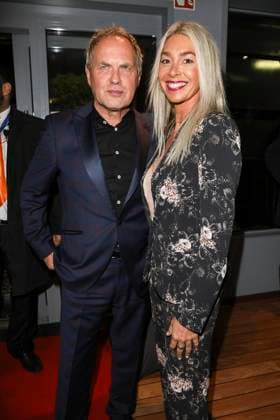 Uwe Ochsenknecht mit Freundin Kirsten Kiki Viebrock zu Gast bei der Premierenparty nach der Weltpremiere des Kino Films Ich war noch niemals in New York am Mittwoch 09.10.2019 im Cinedom in Koeln NRW Deutschland