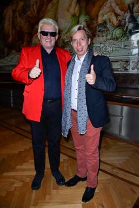 Heino - Heinz Georg Kramm - mit seinem Manager Helmut Werner Der Schlager Saenger beim PK Termin zur neuen Tournee Heino goes Klassik in der Historischen Stadthalle am 20.02.2021 in Wuppertal NRW Deutschland