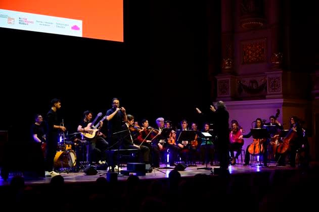 Masaa und Ensemble Mediterrain bei der Verleihung des Friedenspreis Dresden 2025 - International Peace Prize an den Europäischen Gerichtshof für Menschenrechte (EGMR) in der Semperoper. Dresden, 16.02.2025 Sachsen Germany Copyright: xMatthiasxWehnertx