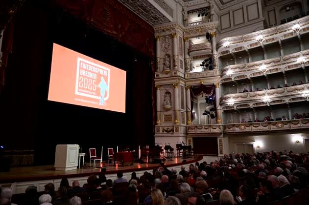 Verleihung des Friedenspreis Dresden 2025 - International Peace Prize an den Europäischen Gerichtshof für Menschenrechte (EGMR) in der Semperoper. Dresden, 16.02.2025 Sachsen Germany Copyright: xMatthiasxWehnertx