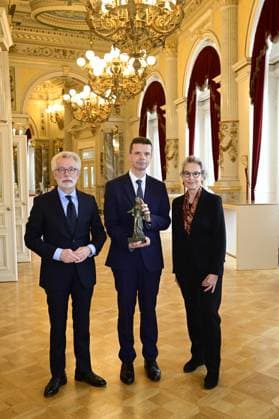 Hans Vorländer, Marko Bosnjak und Ursula Standinger bei der Verleihung des Friedenspreis Dresden 2025 - International Peace Prize an den Europäischen Gerichtshof für Menschenrechte (EGMR) in der Semperoper. Dresden, 16.02.2025 Sachsen Germany Copyright: xMatthiasxWehnertx