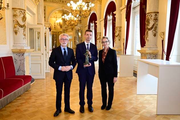 Hans Vorländer, Marko Bosnjak und Ursula Standinger bei der Verleihung des Friedenspreis Dresden 2025 - International Peace Prize an den Europäischen Gerichtshof für Menschenrechte (EGMR) in der Semperoper. Dresden, 16.02.2025 Sachsen Germany Copyright: xMatthiasxWehnertx
