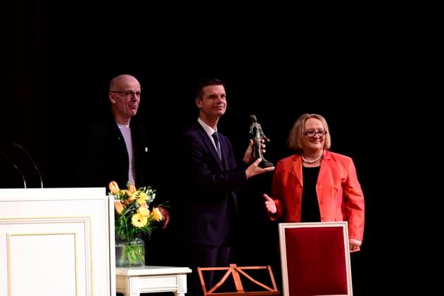 Jürgen Bönninger, Marko Bosnjak und Sabine Leutheusser-Schnarrenberger bei der Verleihung des Friedenspreis Dresden 2025 - International Peace Prize an den Europäischen Gerichtshof für Menschenrechte (EGMR) in der Semperoper. Dresden, 16.02.2025 Sachsen Germany Copyright: xMatthiasxWehnertx