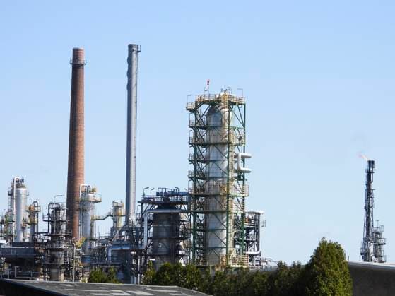 Archivbilder - Juni 2022 PCK Raffinerie Schwedt - Der Bund entzieht dem russischen Staatskonzern Rosneft die Beteiligung 17.09.2022 Schwedt Brandenburg Rosneft will sich mit rechtlichen Schritten gegen die Maßnahme wehren Der Bund hat dem russischen Staatskonzern Rosneft die Beteiligung an der Raffinerie PCK in Schwedt (Nahe der Grenze zu Polen) entzogen und unter die Aufsicht der Treuhandverwaltung der Bundesnetzagentur gestellt. Rosneft hat angkündigt sich gegen die Maßnahme rechtlich zu wehren MV Deutschland *** Archive pictures June 2022 PCK Refinery Schwedt the Federation revokes the Russian State Company Rosneft the Participation 17 09 2022 Schwedt Brandenburg Rosneft will itself with legal Steps against the Measure fight back th