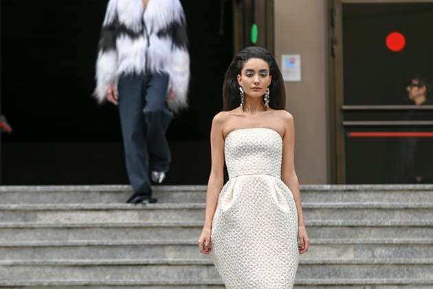 February 18, 2025, Madrid, Madrid, SPAIN: The Museo del Traje in Madrid has hosted the fashion show by designer Duyos, where the designer presents TECNO, his autumn-winter 2025-2026 collection. The designer is parading for the first time outside MBFWMadrid and he does so with a carefully crafted and groundbreaking staging and a clear message to combat ageism and defend that beauty is diverse and ageless. On this unique catwalk at the Museo del Traje, with its imposing main staircase as its cornerstone, more than 40 models, aged between 18 and 64, will showcase the firm s new proposals. Duyos gives visibility to women over 50 who were no longer active, recovering some of the protagonists of his shows in the 90s and 2000s. Among them, Laura S - ZUMAz108 20250218_znp_z108_098 Copyright: xRichardxZubelzux