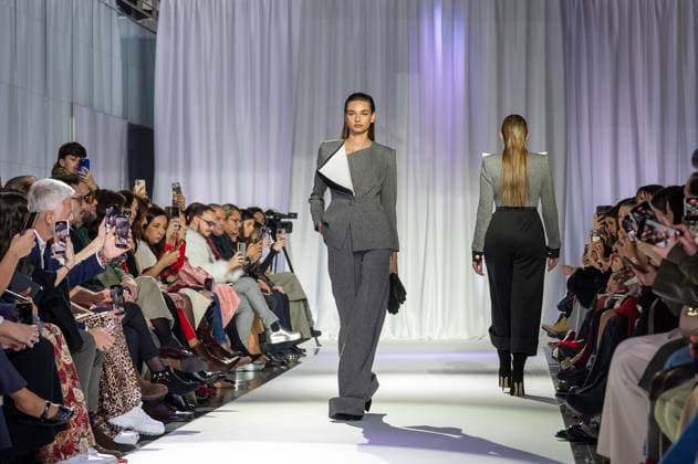February 19, 2025, Madrid, Madrid, Spain: Model walks the runway at the RAFAEL URQUIZAR fashion show Ã¢â‚¬oeVANGUARDÃ¢â‚¬Â during the Mercedes Benz Fashion Week Madrid at Movistar Arena on February 19, 2025 in Madrid, Spain. Madrid Spain - ZUMAc312 1059032019st Copyright: xOscarxManuelxSanchezx