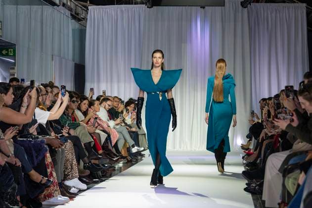 February 19, 2025, Madrid, Madrid, Spain: Model walks the runway at the RAFAEL URQUIZAR fashion show Ã¢â‚¬oeVANGUARDÃ¢â‚¬Â during the Mercedes Benz Fashion Week Madrid at Movistar Arena on February 19, 2025 in Madrid, Spain. Madrid Spain - ZUMAc312 1059032339st Copyright: xOscarxManuelxSanchezx