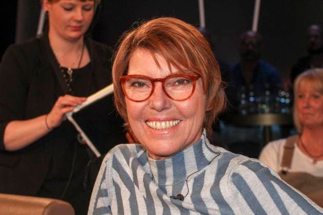 Bettina Maria Böttinger Boettinger deutsche Fernsehmoderatorin und Produzentin zu Gast der NDR Talk Show aus dem Studio in Lokstedt am Freitag 10.05.2024 in Hamburg SPERRFRIST 10.05.SENDUNGSENDE 24:00 Uhr Motiv Einzelbild Einzelmotiv Querformat HH Deutschland *** Bettina Maria Böttinger Boettinger German TV presenter and Producer to Guest the NDR Talk Show from the Studio in Lokstedt on Friday 10 05 2024 in Hamburg LOCKING DATE 10 05 END OF SENDING 24 00 Clock Motif Single image Single motif Landscape format HH Germany