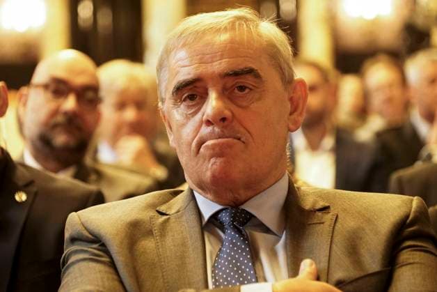 Dr. Peter Mueller Ministerpräsident a. D. und ehemalige Richter am Bundesverfassungsgericht, 75 Jahre Grundgesetz - Festveranstaltung im Hamburger Rathaus am 22.05.2024 Hamburg unter dem Otto 75 Jahre Grundgesetz - 75 Jahre Schutz Symposium im Hamburger Rathaus mit prominenten Gästen Am 23. Mai 2024 wird das Grundgesetz 75 Jahre alt. Es ist das Fundament für ein friedliches Zusammenlebens in unserem freien und demokratischen Rechtsstaat Motiv Portrait Einzelbild Einzelmotiv Querformat HH Deutschland *** Dr Peter Mueller Prime Minister a D and former Judges on Federal Constitutional Court, 75 Years Basic Law Ceremony at Hamburg City Hall on 22 05 2024 Hamburg at the Otto 75 Years Basic Law 75 Years Protection Symposium at Hamburg City