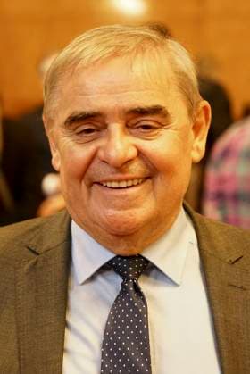 Dr. Peter Mueller Ministerpräsident a. D. und ehemalige Richter am Bundesverfassungsgericht, 75 Jahre Grundgesetz - Festveranstaltung im Hamburger Rathaus am 22.05.2024 Hamburg unter dem Otto 75 Jahre Grundgesetz - 75 Jahre Schutz Symposium im Hamburger Rathaus mit prominenten Gästen Am 23. Mai 2024 wird das Grundgesetz 75 Jahre alt. Es ist das Fundament für ein friedliches Zusammenlebens in unserem freien und demokratischen Rechtsstaat Motiv Portrait Einzelbild Einzelmotiv Hochformat HH Deutschland *** Dr Peter Mueller Prime Minister a D and former Judges on Federal Constitutional Court, 75 Years Basic Law Ceremony at Hamburg City Hall on 22 05 2024 Hamburg at the Otto 75 Years Basic Law 75 Years Protection Symposium at Hamburg City