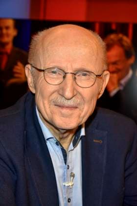 Willi Lemke ex Bundesliga Manager Bremen zu Gast in der WDR Talkrunde hart aber fair, vom WDR im Studio An der Rechtsschule am Montag 14.November 2022 NRW Deutschland *** Willi Lemke Ex Bundesliga Manager Bremen to Guest in the WDR Talk show Hart but fair, from WDR at Studio to the Law school on Monday 14 November 2022 NRW Germany