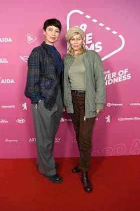 Agnes Mann und Gesine Cukrowski beim 99Fire Films Award während der Berlinale 2025 in der Astor Film Lounge. Berlin, 19.02.2025