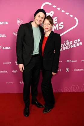 Richard Kreutz und Anna Bachmann beim 99Fire Films Award während der Berlinale 2025 in der Astor Film Lounge. Berlin, 19.02.2025