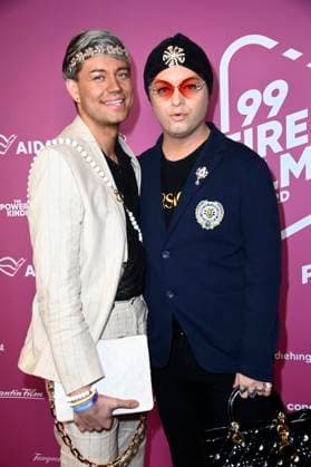 Julian F.M. Stoeckel mit Freund Marcell Damaschke beim 99Fire Films Award während der Berlinale 2025 in der Astor Film Lounge. Berlin, 19.02.2025