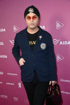 Julian F.M. Stoeckel beim 99Fire Films Award während der Berlinale 2025 in der Astor Film Lounge. Berlin, 19.02.2025