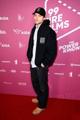 Paul Sundheim beim 99Fire Films Award während der Berlinale 2025 in der Astor Film Lounge. Berlin, 19.02.2025