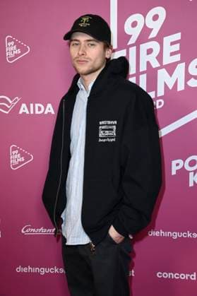 Paul Sundheim beim 99Fire Films Award während der Berlinale 2025 in der Astor Film Lounge. Berlin, 19.02.2025