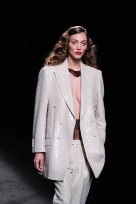Baro Lucas during Fashion Week A model walks the runway wearing a design by Baro Lucas during Mercedes-Benz Fashion Week de Madrid in IFERMA, 20 February 2025 Spain Featuring: A model walks the runway wearing a design by Baro Lucas during Mercedes-Benz Fashion Week de Madrid in IFERMA, 20 February 2025 Spain Where: Madrid, Spain When: 20 Feb 2025 Credit: Oscar Gonzalez WENN Madrid Spain Copyright: xOscarxGonzalez WENNx wenn40261996 OFA ZOJx wenn40261996