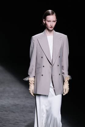Baro Lucas during Fashion Week A model walks the runway wearing a design by Baro Lucas during Mercedes-Benz Fashion Week de Madrid in IFERMA, 20 February 2025 Spain Featuring: A model walks the runway wearing a design by Baro Lucas during Mercedes-Benz Fashion Week de Madrid in IFERMA, 20 February 2025 Spain Where: Madrid, Spain When: 20 Feb 2025 Credit: Oscar Gonzalez WENN Madrid Spain Copyright: xOscarxGonzalez WENNx wenn40262004 OFA ZOJx wenn40262004