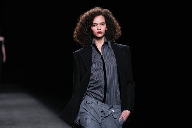 Baro Lucas during Fashion Week A model walks the runway wearing a design by Baro Lucas during Mercedes-Benz Fashion Week de Madrid in IFERMA, 20 February 2025 Spain Featuring: A model walks the runway wearing a design by Baro Lucas during Mercedes-Benz Fashion Week de Madrid in IFERMA, 20 February 2025 Spain Where: Madrid, Spain When: 20 Feb 2025 Credit: Oscar Gonzalez WENN Madrid Spain Copyright: xOscarxGonzalez WENNx wenn40262044 OFA ZOJx wenn40262044