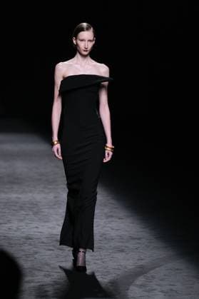 Baro Lucas during Fashion Week A model walks the runway wearing a design by Baro Lucas during Mercedes-Benz Fashion Week de Madrid in IFERMA, 20 February 2025 Spain Featuring: A model walks the runway wearing a design by Baro Lucas during Mercedes-Benz Fashion Week de Madrid in IFERMA, 20 February 2025 Spain Where: Madrid, Spain When: 20 Feb 2025 Credit: Oscar Gonzalez WENN Madrid Spain Copyright: xOscarxGonzalez WENNx wenn40262045 OFA ZOJx wenn40262045