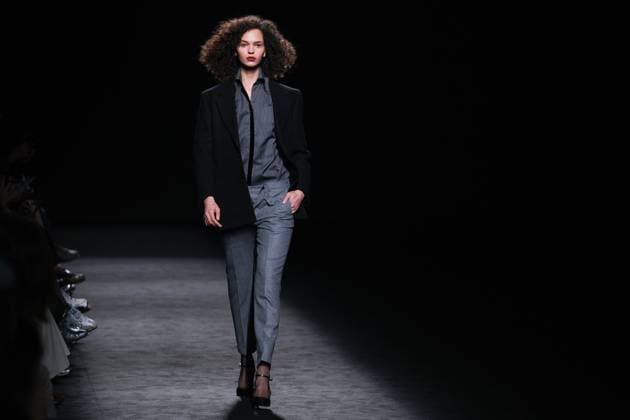 Baro Lucas during Fashion Week A model walks the runway wearing a design by Baro Lucas during Mercedes-Benz Fashion Week de Madrid in IFERMA, 20 February 2025 Spain Featuring: A model walks the runway wearing a design by Baro Lucas during Mercedes-Benz Fashion Week de Madrid in IFERMA, 20 February 2025 Spain Where: Madrid, Spain When: 20 Feb 2025 Credit: Oscar Gonzalez WENN Madrid Spain Copyright: xOscarxGonzalez WENNx wenn40262043 OFA ZOJx wenn40262043