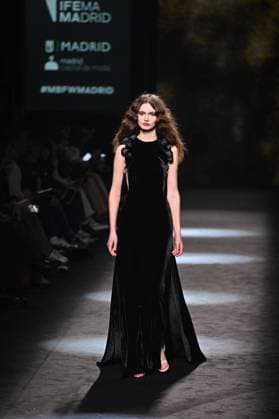 A model wears at collection runway a creation from Yolancris during Pasarela Cibeles Mercedes-Benz Fashion Week Madrid 2025 in Madrid, on Thursday ,20 February 2025. Cordon Press 