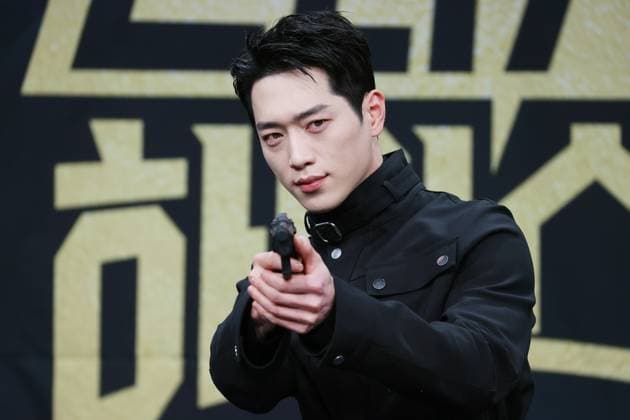 Entertainment Themen der Woche KW08 Entertainment Bilder des Tages S. Korean actor Seo Kang-jun S. Korean actor Seo Kang-jun South Korean actor Seo Kang-jun, who stars in the MBC-TV s new drama Undercover High School, poses for a photo during a publicity event in Seoul on Feb, 20, 2025. The first episode of the drama will be aired on Feb. 21. (Yonhap) 2025-02-20 22:18:17 < 1980-2025 YONHAPNEWS AGENCY. .> ¼­¿ïÆ¯º°½Ã EDITORIAL USE ONLY  Copyright: xx PYH2025022020010034400 YonhapxNewsx yonphotos238270
