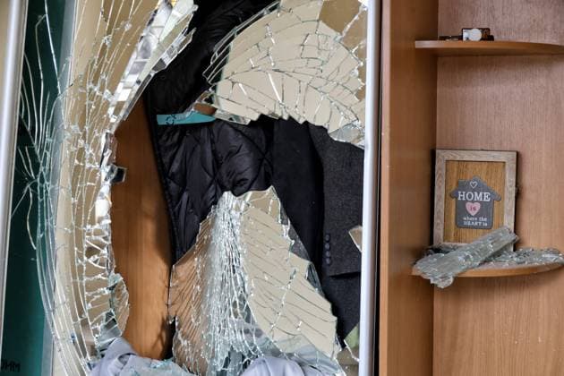 News Themen der Woche KW08 News Bilder des Tages Odesa recovers from Russian drone attack A broken mirror door of a wardrobe is in an apartment damaged by a Russian drone strike in Odesa, Ukraine, on February 20, 2025. Odesa Ukraine  Copyright: xNinaxLiashonokx originalFilename: ukrinform-odesarec250220_npAtu.jpg