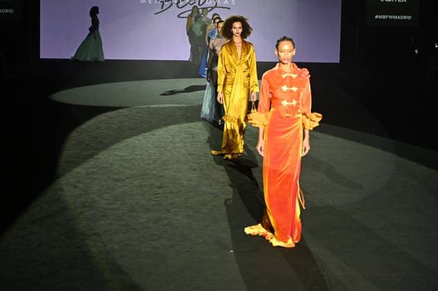 A model wears at collection runway a creation from Menchen Thomas during Pasarela Cibeles Mercedes-Benz Fashion Week Madrid 2025 in Madrid, on Thursday ,20 February 2025. Cordon Press 
