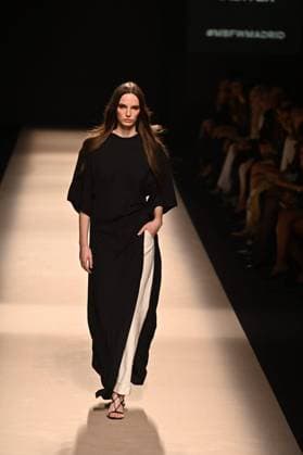 A model wears at collection runway a creation from Alex Riviere during Pasarela Cibeles Mercedes-Benz Fashion Week Madrid 2025 in Madrid, on Thursday ,20 February 2025. Cordon Press 