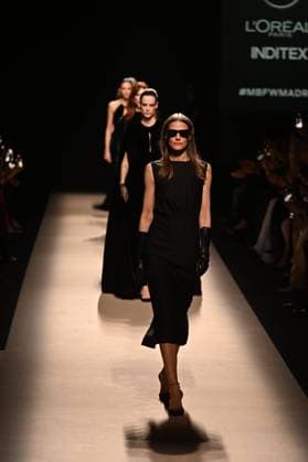 A model wears at collection runway a creation from Alex Riviere during Pasarela Cibeles Mercedes-Benz Fashion Week Madrid 2025 in Madrid, on Thursday ,20 February 2025. Cordon Press 