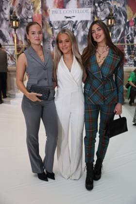 . 21 02 2025. London, United Kingdom. Julia Pollard , Jazz Saunders and Yasmine Zweegars , all from Made in Chelsea , arriving at the Paul Costelloe show for Autumn Winter 2025 at London Fashion Week.  xStephenxLockx xi-Imagesx IIM-25752-0001