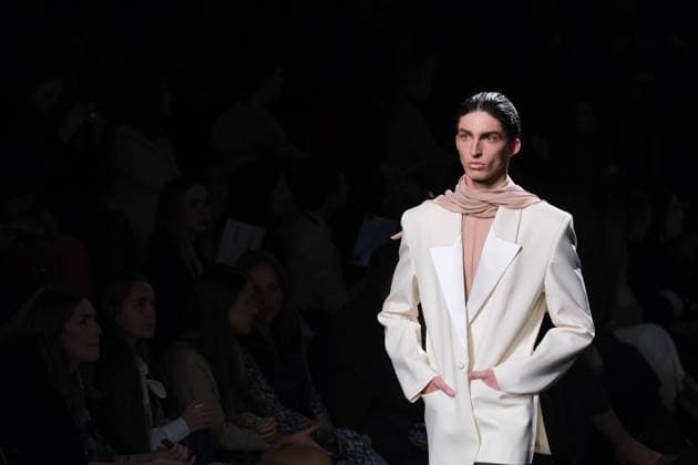 Mans Fashion Week in Madrid A model walks the runway wearing a design by Mans during Mercedes-Benz Fashion Week de Madrid in IFERMA, 20 February 2025 Spain Featuring: A model walks the runway wearing a design by Mans during Mercedes-Benz Fashion Week de Madrid in IFERMA, 20 February 2025 Spain Where: Madrid, Spain When: 20 Feb 2025 Credit: Oscar Gonzalez WENN Madrid Spain Copyright: xOscarxGonzalez WENNx wenn40262743 OFA ZOJx wenn40262743