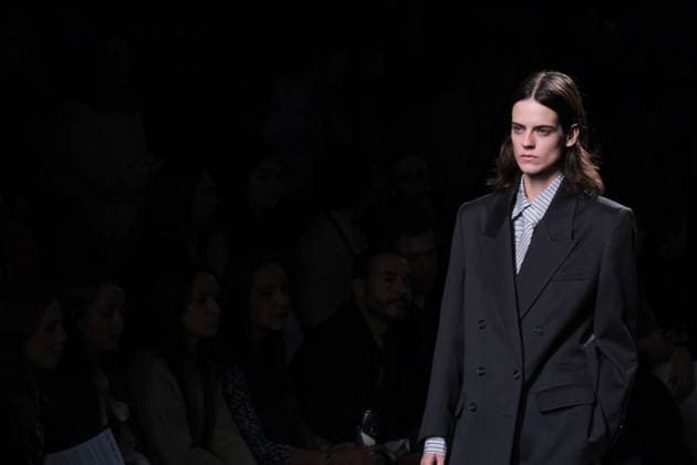 Mans Fashion Week in Madrid A model walks the runway wearing a design by Mans during Mercedes-Benz Fashion Week de Madrid in IFERMA, 20 February 2025 Spain Featuring: A model walks the runway wearing a design by Mans during Mercedes-Benz Fashion Week de Madrid in IFERMA, 20 February 2025 Spain Where: Madrid, Spain When: 20 Feb 2025 Credit: Oscar Gonzalez WENN Madrid Spain Copyright: xOscarxGonzalez WENNx wenn40262710 OFA ZOJx wenn40262710