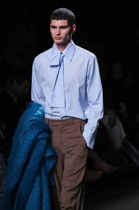 Mans Fashion Week in Madrid A model walks the runway wearing a design by Mans during Mercedes-Benz Fashion Week de Madrid in IFERMA, 20 February 2025 Spain Featuring: A model walks the runway wearing a design by Mans during Mercedes-Benz Fashion Week de Madrid in IFERMA, 20 February 2025 Spain Where: Madrid, Spain When: 20 Feb 2025 Credit: Oscar Gonzalez WENN Madrid Spain Copyright: xOscarxGonzalez WENNx wenn40262719 OFA ZOJx wenn40262719