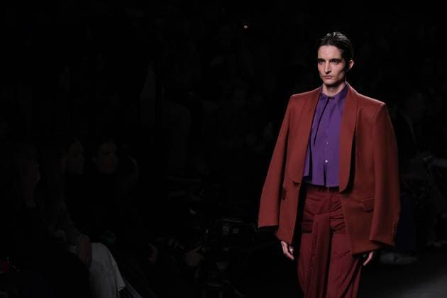 Mans Fashion Week in Madrid A model walks the runway wearing a design by Mans during Mercedes-Benz Fashion Week de Madrid in IFERMA, 20 February 2025 Spain Featuring: A model walks the runway wearing a design by Mans during Mercedes-Benz Fashion Week de Madrid in IFERMA, 20 February 2025 Spain Where: Madrid, Spain When: 20 Feb 2025 Credit: Oscar Gonzalez WENN Madrid Spain Copyright: xOscarxGonzalez WENNx wenn40262727 OFA ZOJx wenn40262727