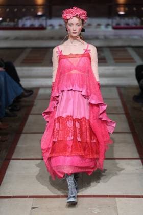 Entertainment Bilder des Tages . 21 02 2025. London, United Kingdom. Bora Aksu show for Autumn Winter 2025 at London Fashion Week.  xStephenxLockx xi-Imagesx IIM-25753-0005